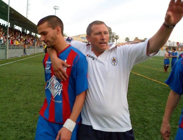 Las ilusiones de ascenso se ahogan a orillas de El Palo