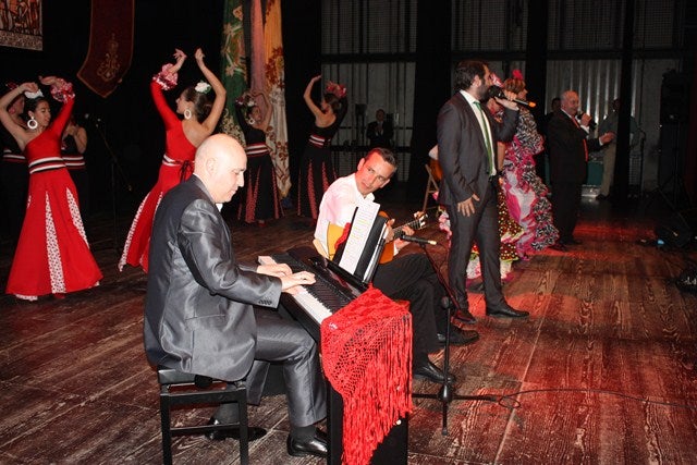 La música evoca tiempos pasados con el Festival Romero benéfico