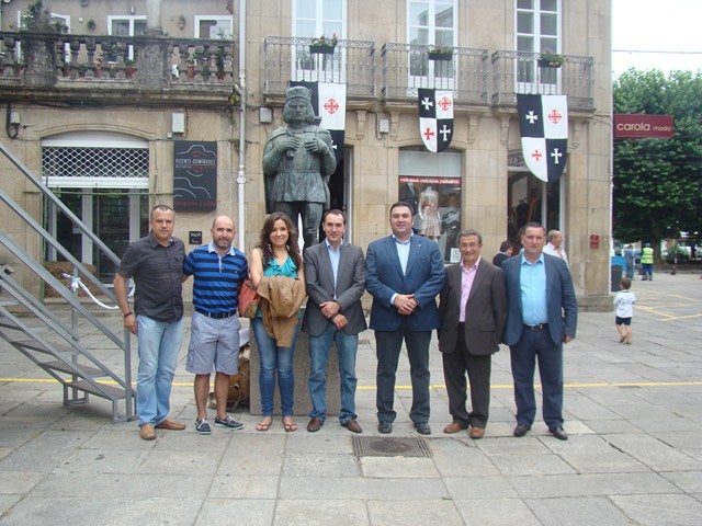 El Ayuntamiento de Arjonilla visita la ciudad natal del Trovador Macías