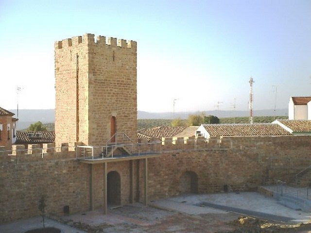 Diputación de Jaén rehabilitará los muros interiores del Castillo del Trovador Macías de Arjonilla