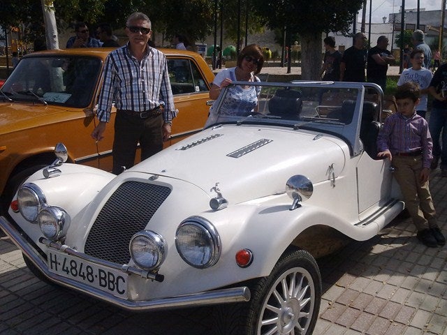 II Encuentro de Coches y motos clásicas en Lopera