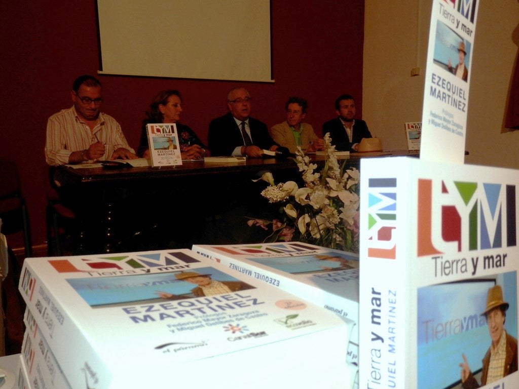 Ezequiel Martínez presenta en la ciudad su libro ‘Tierra y Mar’