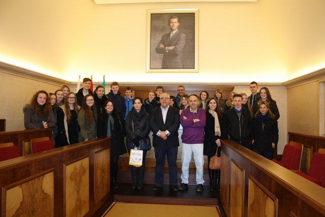 Alumnos del IES Virgen de la Cabeza reciben a jóvenes de Chesterfield a través de un programa de intercambio que fomenta la diversidad cultural
