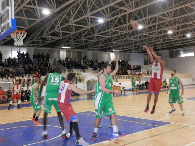 El CB Andújar se impone al CB Cazorla (67-59) en un choque apasionante y que se calentó en el tramo final