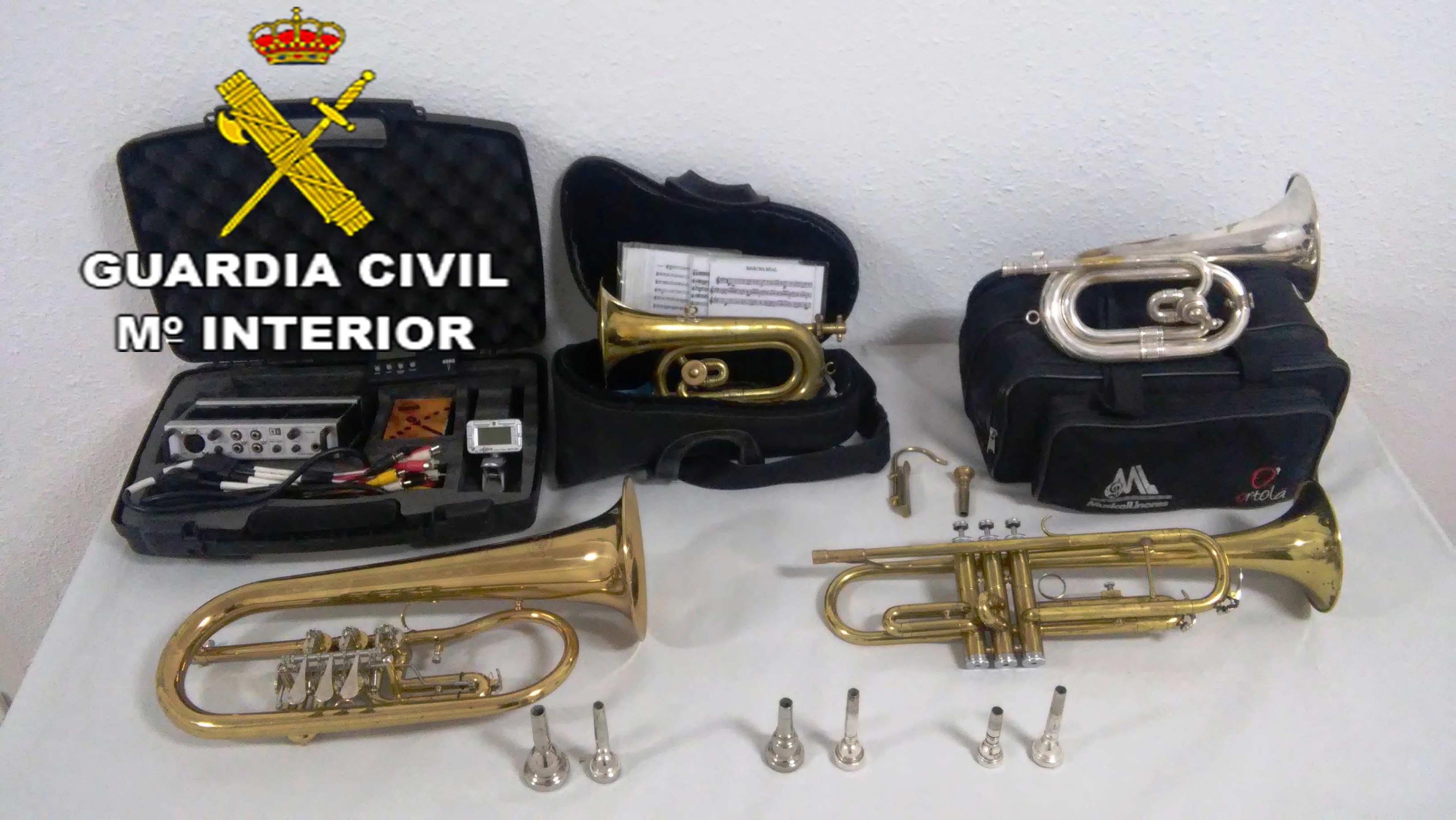 La Guardia Civil detiene a dos personas por el robo de instrumentos en Villanueva