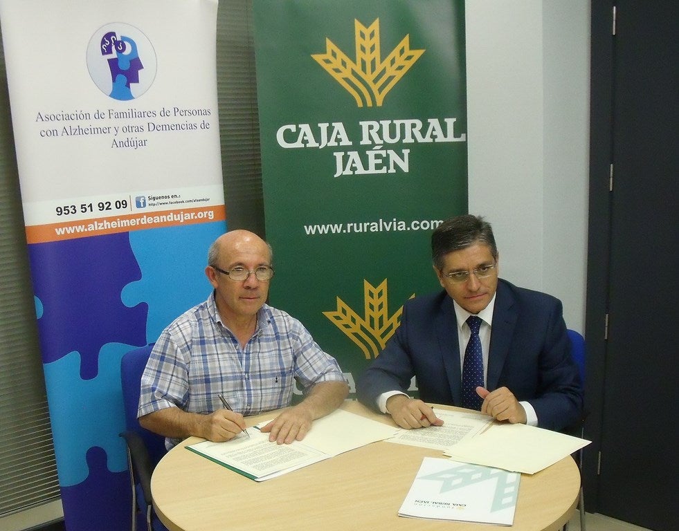 Caja Rural y la Asociación de Familiares de Personas con Alzhéimer apoyarán la comunicación de los cuidadores