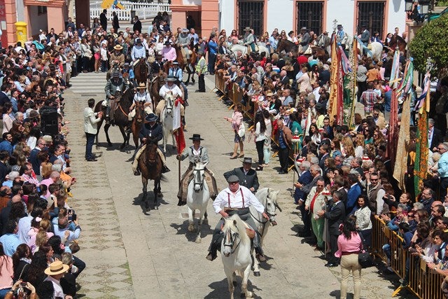 Multitudinaria edición del acto de Bendición del Caballo Romero