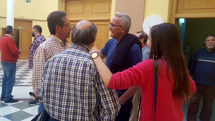 Cañamero alienta en Andújar a la recuperación de su industria