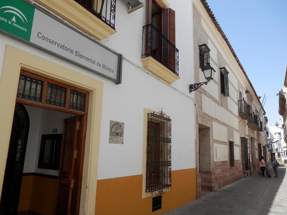 El AMPA del Conservatorio Elemental recoge firmas para la ampliación de las enseñanzas