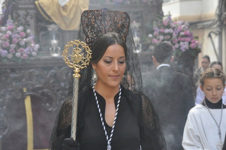 Fotos: La Cofradía de Santiago realiza una excelente estación de penitencia