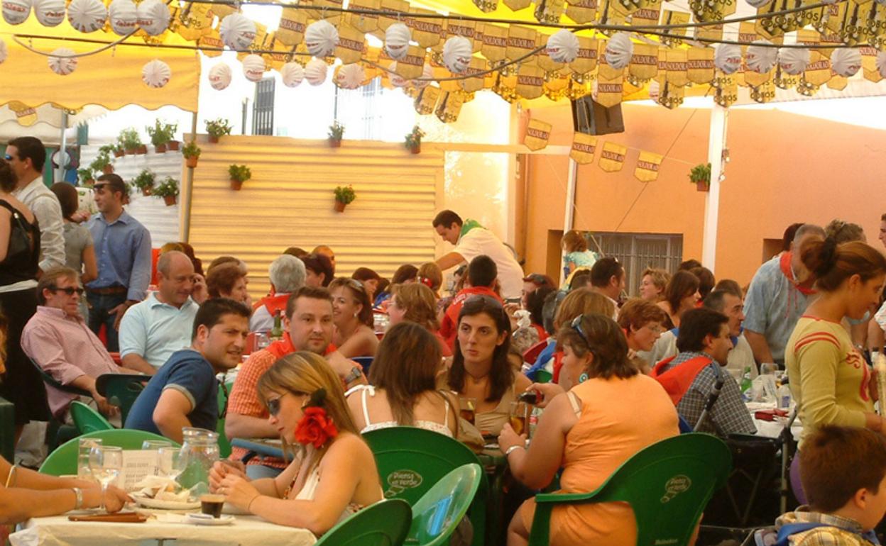 Típica caseta de la feria de Baza