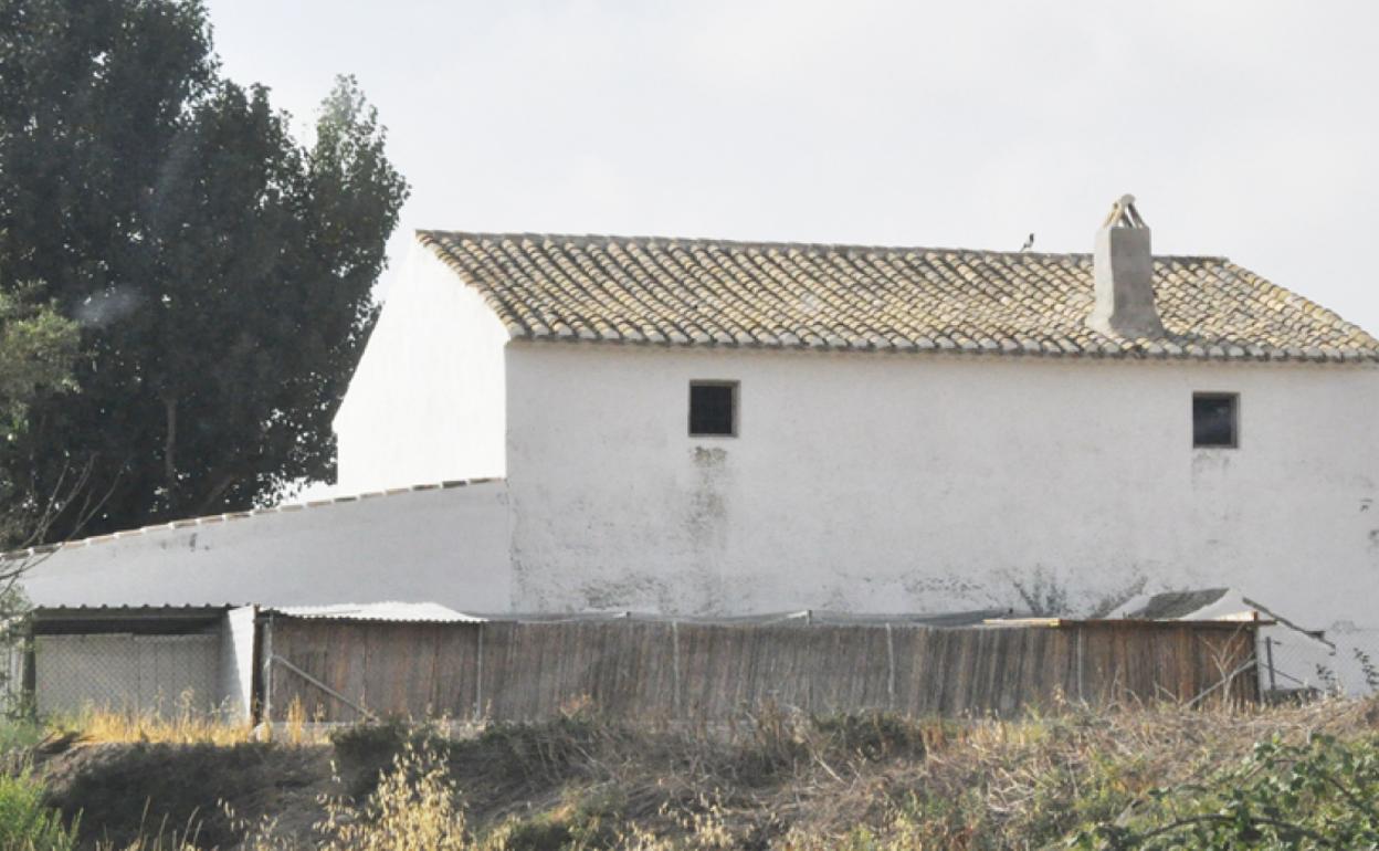 Cortijo en el Campo de Jabalcón en Baza 