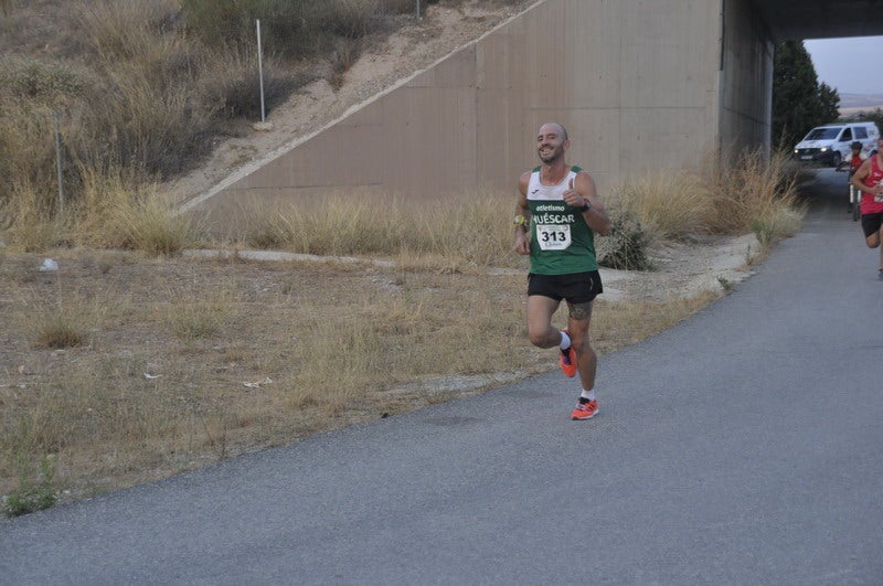 Víctor Doblas Díaz gana la XXI Carrera Popular Quesada Clínica Dental
