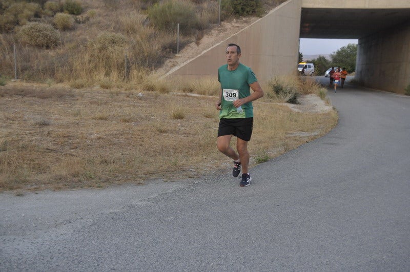 Víctor Doblas Díaz gana la XXI Carrera Popular Quesada Clínica Dental
