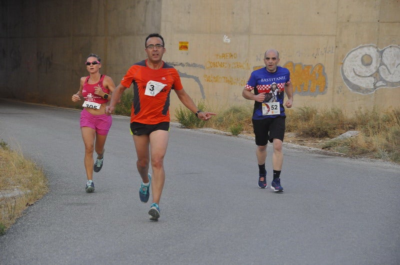 Víctor Doblas Díaz gana la XXI Carrera Popular Quesada Clínica Dental