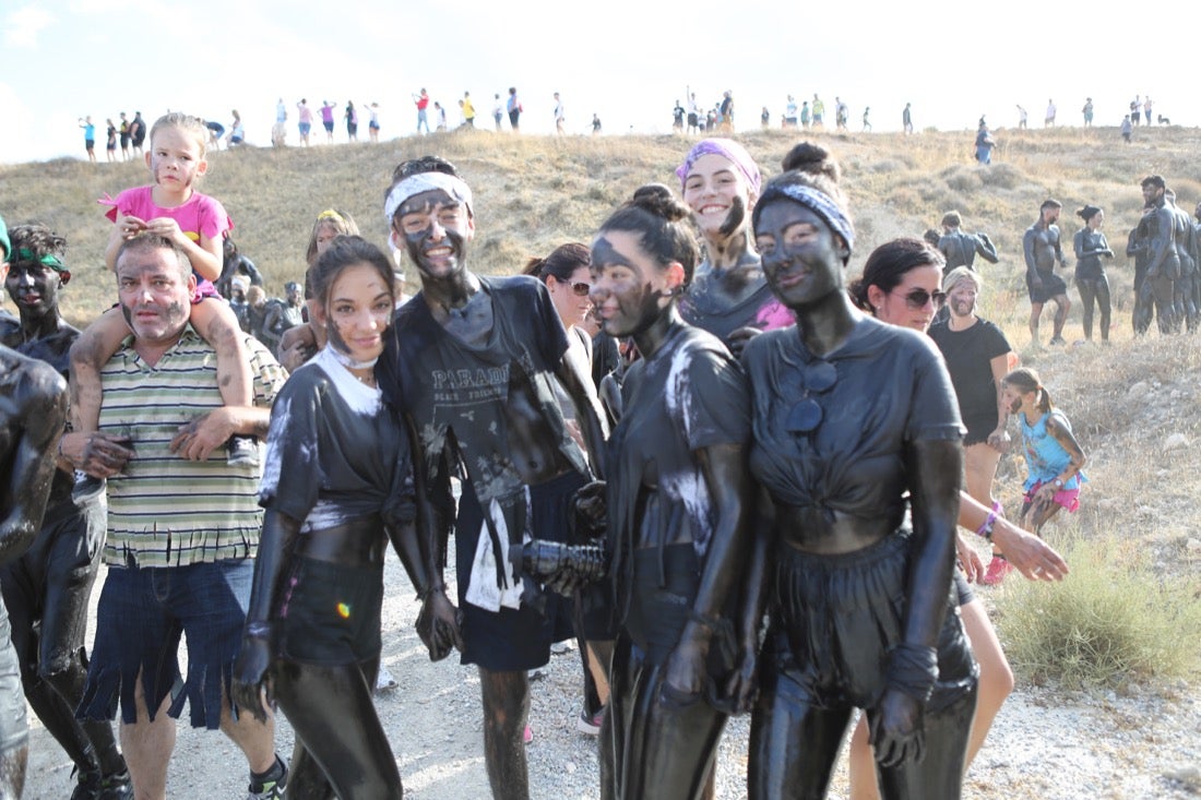 Aquí puedes ver una selección de las mejores fotografías del multitudinario Cascamorras, que ha reunido a unas 15.000 personas en Baza