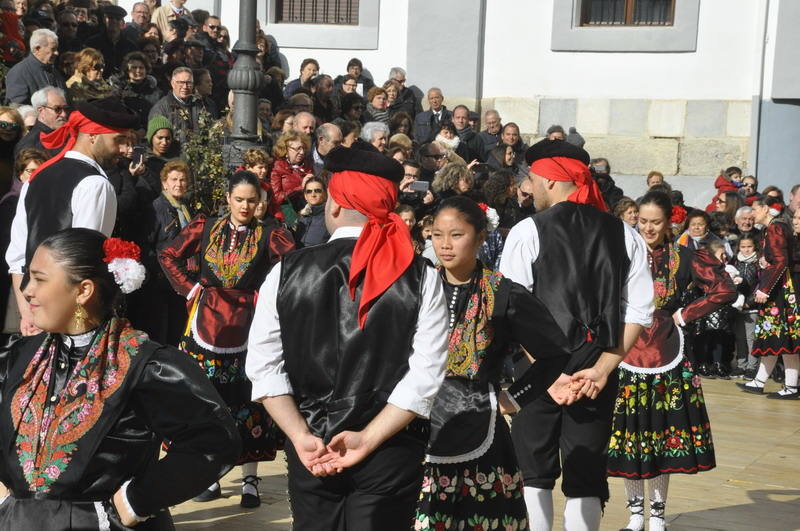 Los bastetanos celebran el '¡Baza, Qué!' y el día de Santa Bárbara