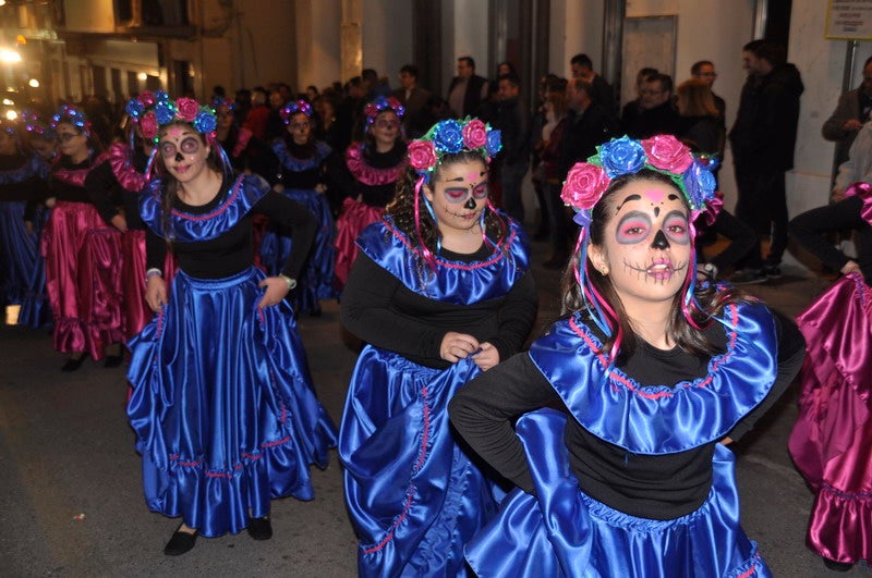 Sus majestades, también han realizado una parada en la Plaza Mayor para recibir a todos los niños y niñas en una noche bastante apacible comparada con otros años de intenso frío