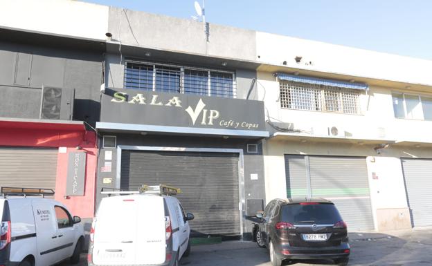 Matan de madrugada a un hombre de 36 años de varios disparos en un pub de Albolote y la Guardia Civil busca al sospechoso