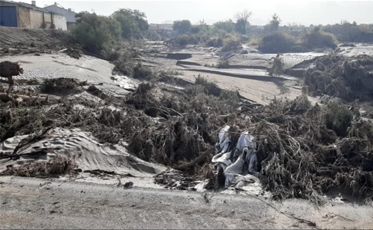 El cauce río Baza tras la tormenta del 12 de septiembre del 2019 