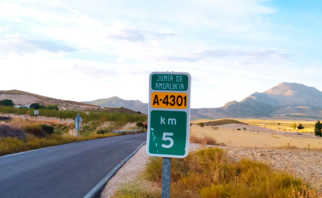 Carretera A-4301 entre Huéscar y Santiago de la Espada