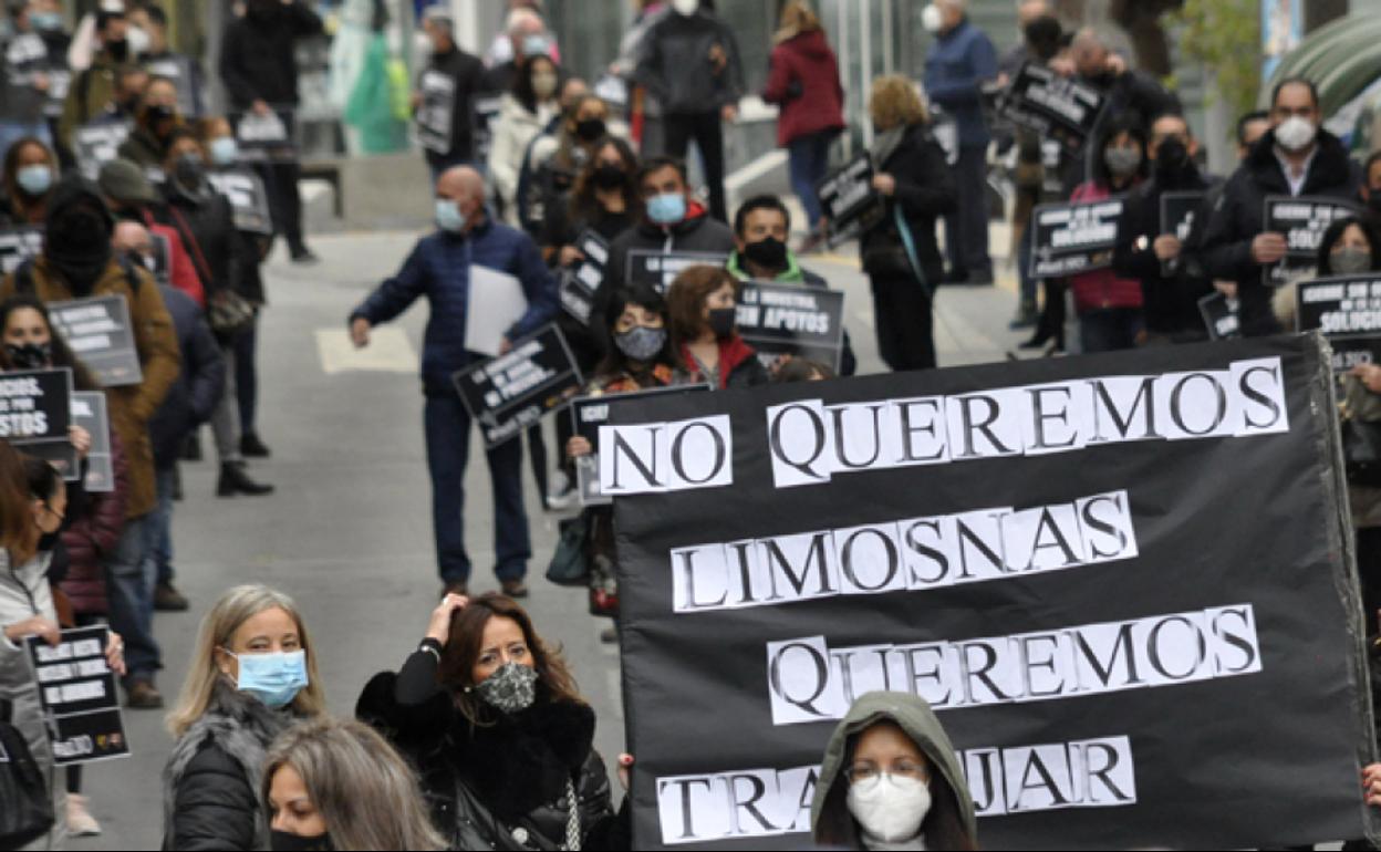 Manifestación comercio y demás establecimientos 