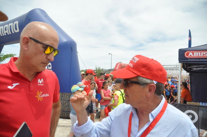 El ciclista bastetano que ganó el bronce en Tokio 2020 se luce en casa.