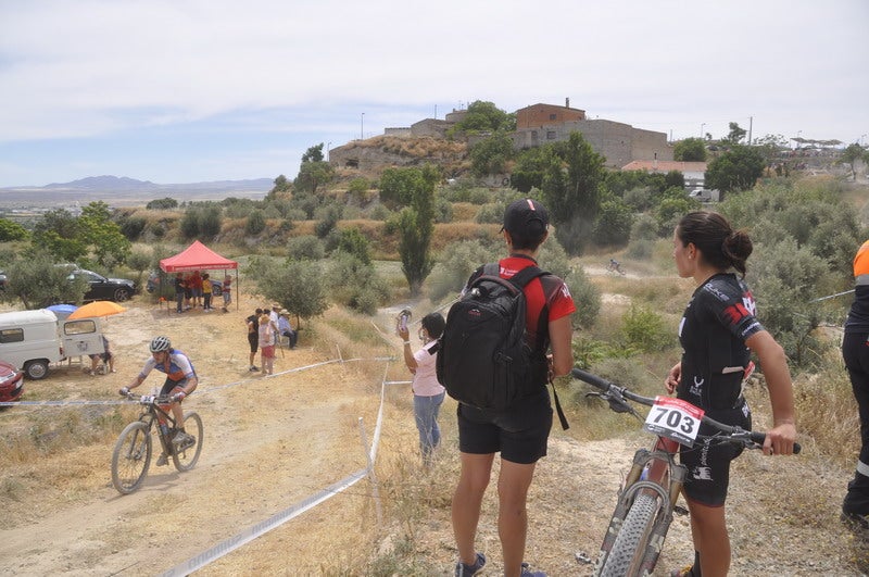 El ciclista bastetano que ganó el bronce en Tokio 2020 se luce en casa.