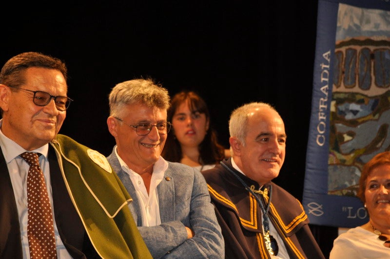 Una exhibición de sevillanas o el homenaje a título póstumo a Antonio Muñoz Jaunenes componen el acto.