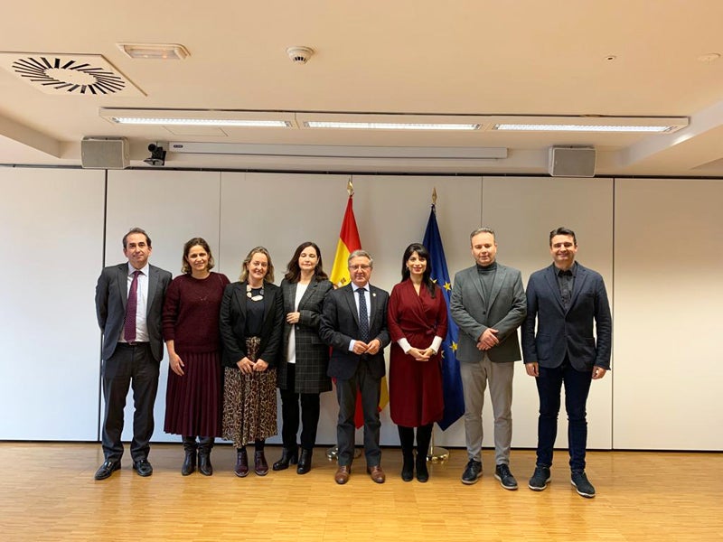 Asistentes a la reunión del mes de diciembre en Madrd
