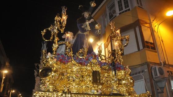 El Nazareno, la Esperanza y el Cristo de los Méndez procesionan con tranquilidad