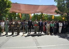 Autoridades en la Jura de Bandera