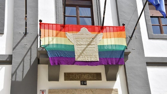 Decenas de personas celebraron el Baza Pride