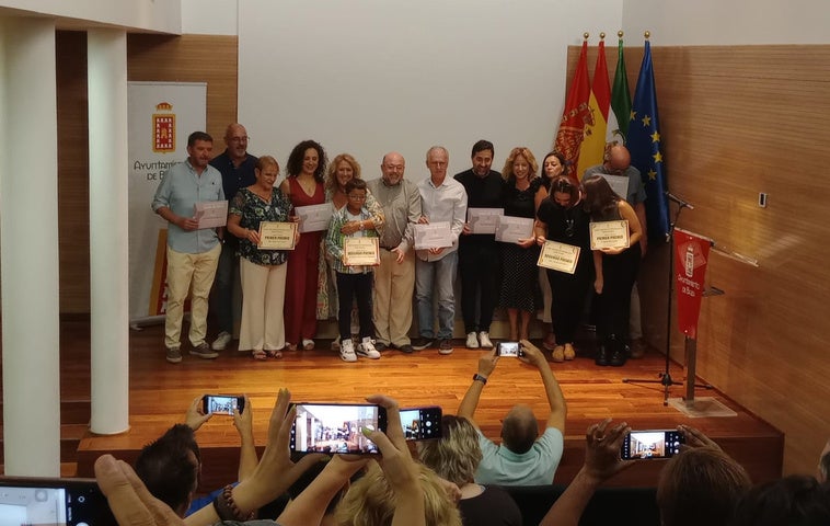 Entregados los premios de los concursos de fotografía y de pintura