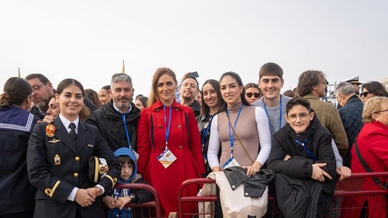 La Alférez de Navío granadina, Sheila Pachón forma parte de la tripulación del Juan Sebastián Elcano