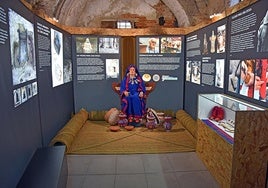 La exposicion 50 Mirads a una Dama, se ubica ahora en el Centro de Interpretación de la Cultura Íbera (CICI)