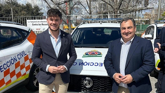 Huéscar y Caniles reciben dos vehículos para Protección Civil