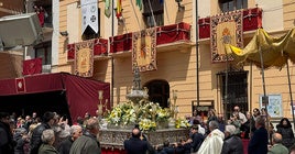 La procesión de la Torrecilla frente al Ayuntamiento de Huéscar