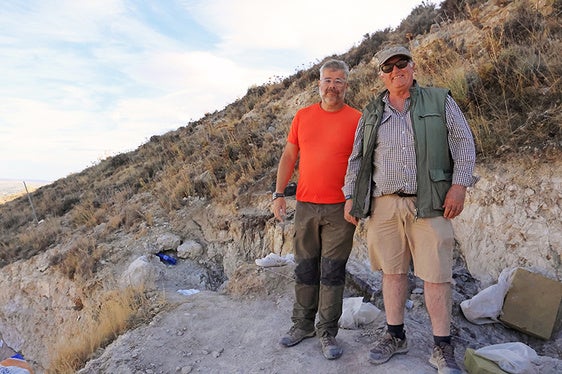 Sergio Ros y Bienvenido Martínez, Premio Dama de Baza a la Cultura en el yacimiento Baza 1