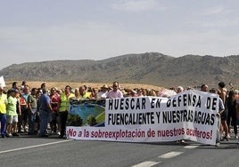 Manifestación en defensa de los manantiales de Huéscar.
