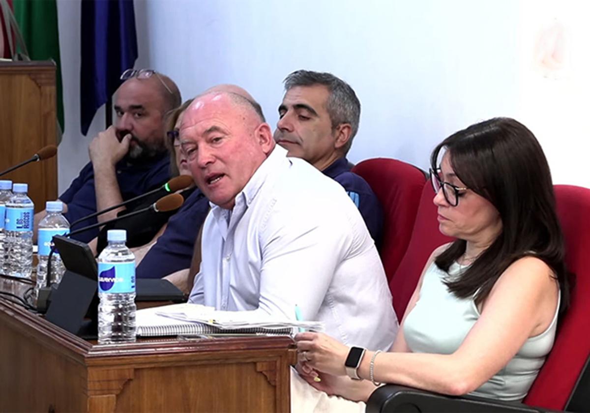 El concejal Rafa Azor y la edil de Compromiso por Baza Lidia Sánchez