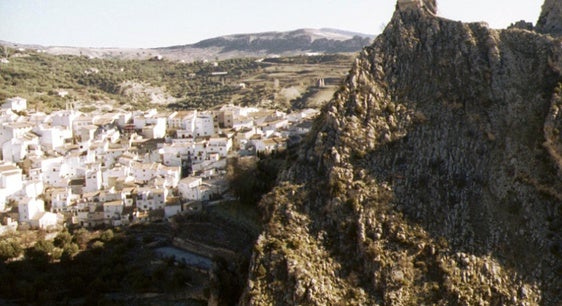 El PSOE denuncia la elevada deuda del ayuntamiento de Castril