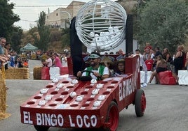 Caniles celebra con éxito una nueva edición de los Autos Locos.