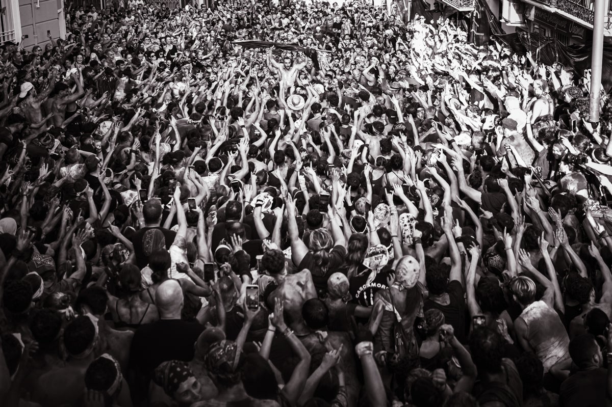 Las imágenes de la fiesta del Cascamorras en Baza