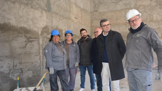 Un taller de empleo recupera la escuela rural del barrio Perchel
