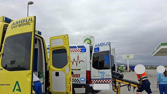 UGT denuncia que «el SAS vuelve a cambiar de ambulancia en una gasloniera en plena A-92»