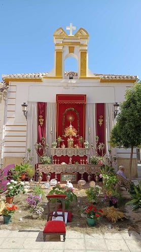 Imagen secundaria 2 - El Corpus Christi de Huéscar: una solemnidad con cinco siglos de historia repleta de devoción, aroma y tradición familiar