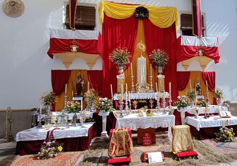 Imagen principal - El Corpus Christi de Huéscar: una solemnidad con cinco siglos de historia repleta de devoción, aroma y tradición familiar