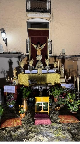 Imagen secundaria 2 - El Corpus Christi de Huéscar: una solemnidad con cinco siglos de historia repleta de devoción, aroma y tradición familiar