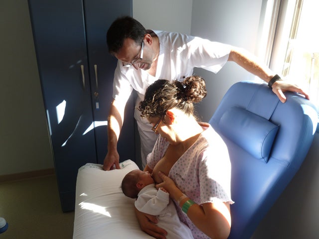 Matronas del Hospital de Baza ponen en marcha una consultoría de lactancia materna
